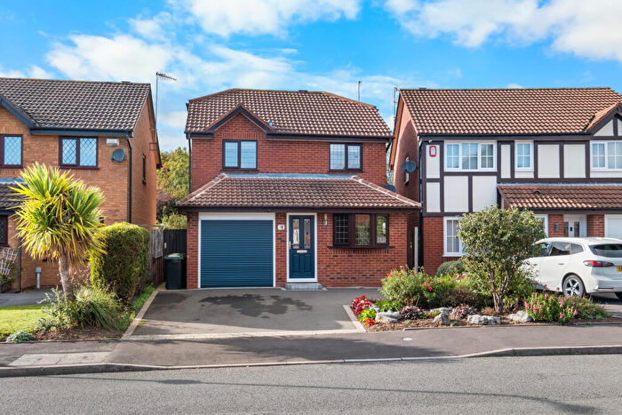 3 Bedroom Detached House For Sale In Green Park Road, Bromsgrove, B60