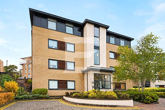 2 Bedroom Apartment For Sale In Rye House, Peacock Close, Mill Hill, London, NW7