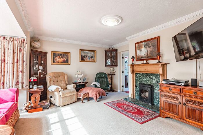 2 Bedroom Detached Bungalow For Sale In Pearsons Road, Holt, NR25