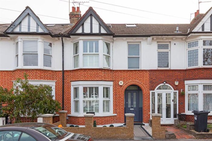 4 Bedroom Terraced House For Sale In Waverley Road, South Woodford, E18