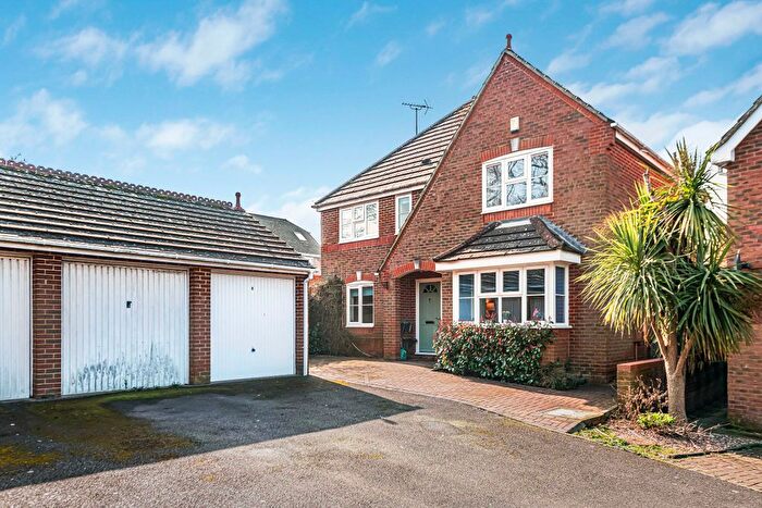 5 Bedroom Detached House For Sale In Joyce Close, Cranbrook, Kent, TN17
