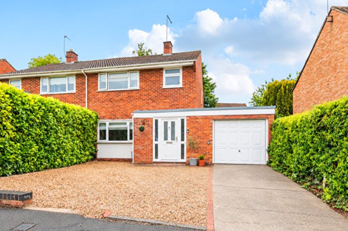 3 Bedroom Semi-Detached House For Sale In Witan Way, Wantage, OX12