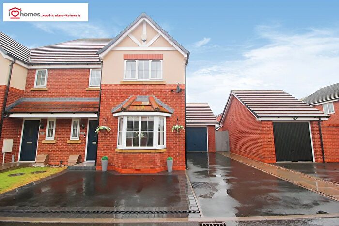 3 Bedroom Semi-Detached House For Sale In New Croft Drive, Willenhall, WV13