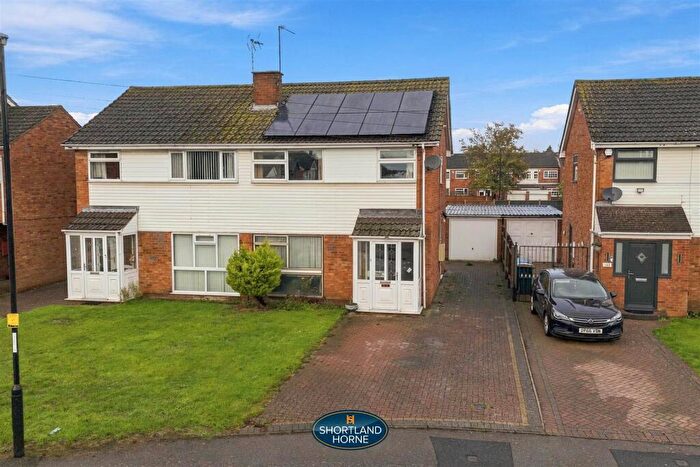 3 Bedroom Semi-Detached House For Sale In Silverdale Close, Aldermans Green, Coventry, CV2