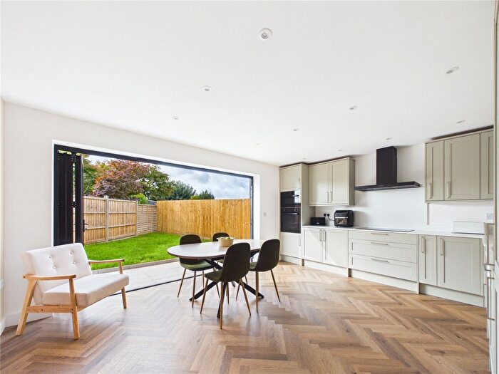 3 Bedroom Detached House For Sale In Glenwood Drive, Oldland Common, Bristol, BS30