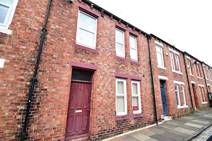 5 Bedroom House To Rent In East Atherton Street, Durham, DH1