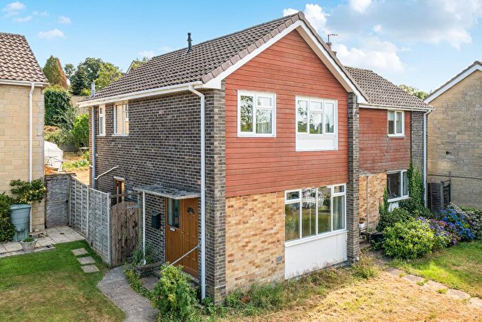 3 Bedroom Semi-Detached House For Sale In Woodbury Park, Axminster, Devon, EX13