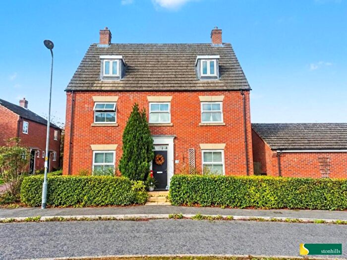 5 Bedroom Detached House For Sale In Ironwood Avenue, Desborough, Kettering, NN14