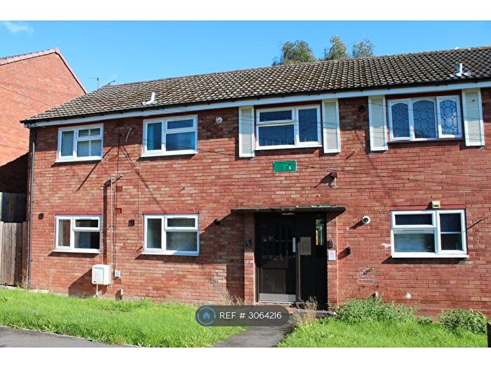 1 Bedroom Flat To Rent In Parkhouse Gardens, Dudley, DY3