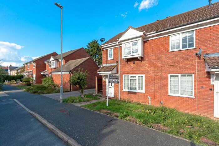 3 Bedroom End Of Terrace House For Sale In Morland Way, St. Ives, Cambridgeshire, PE27