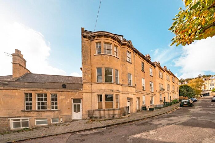 2 Bedroom Apartment For Sale In Hanover Street, Bath, BA1