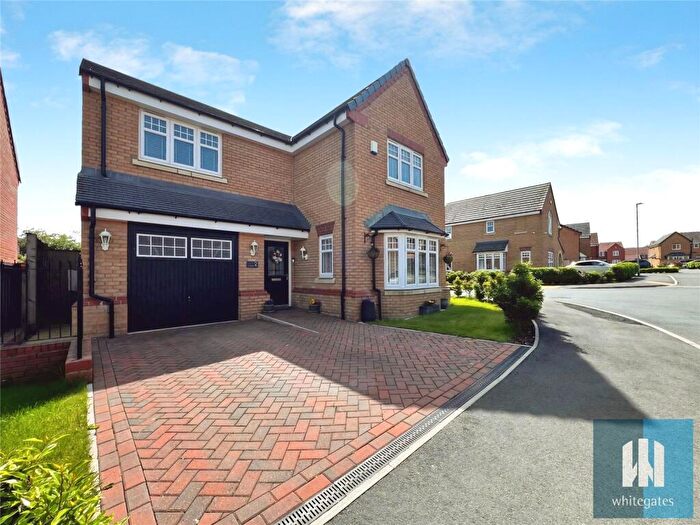 4 Bedroom Detached House For Sale In Francis View, Fixby, Huddersfield, HD2