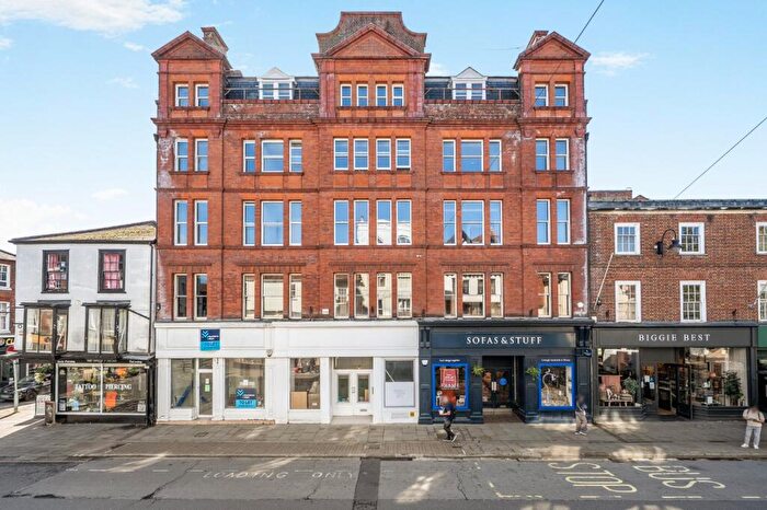 2 Bedroom Apartment To Rent In New Canal, Salisbury, Wiltshire, SP1