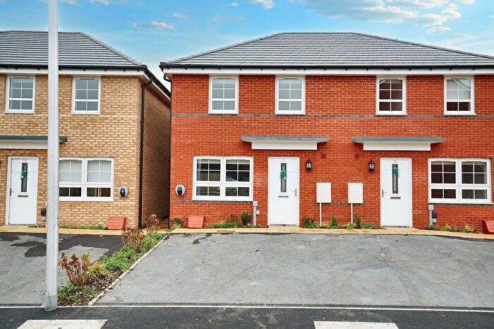 3 Bedroom Semi-Detached House To Rent In Campbell Drive, Upper Lighthorne, Leamington Spa, Warwickshire, CV33