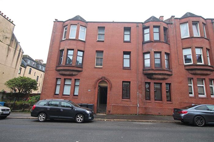 1 Bedroom Flat For Sale In South Street, Greenock, PA16
