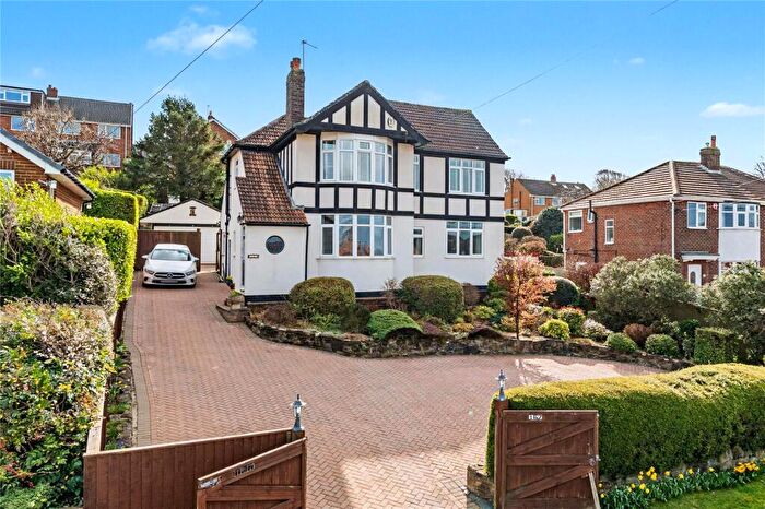 4 Bedroom Detached House For Sale In Tinshill Road, Leeds, West Yorkshire, LS16