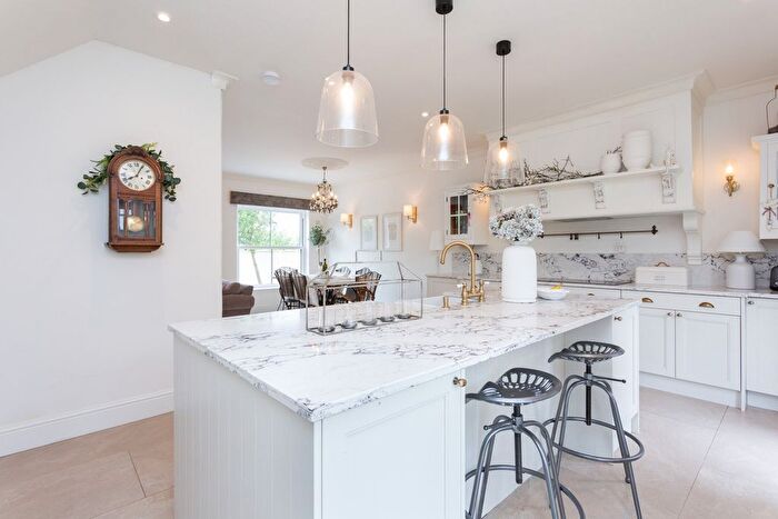 4 Bedroom Detached House For Sale In Preston Road, Longridge, PR3
