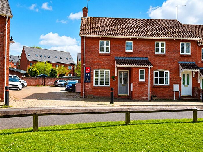 3 Bedroom End Of Terrace House For Sale In Grenville View, Cotford St. Luke, Taunton, Somerset, TA4