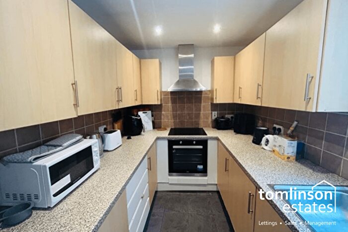 3 Bedroom Semi-Detached House To Rent In Abbey Street, Lenton, Nottingham, NG7