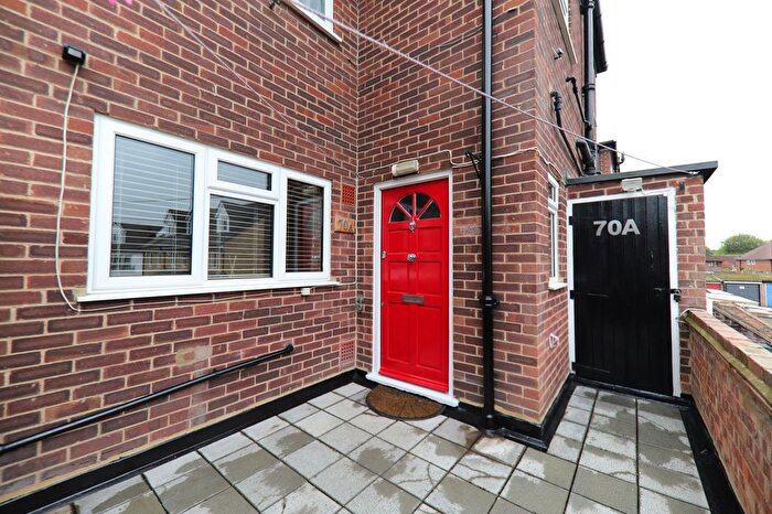 3 Bedroom Flat To Rent In Church Lane, Mill End, WD3