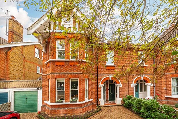 5 Bedroom Maisonette For Sale In Presburg Road, New Malden, KT3