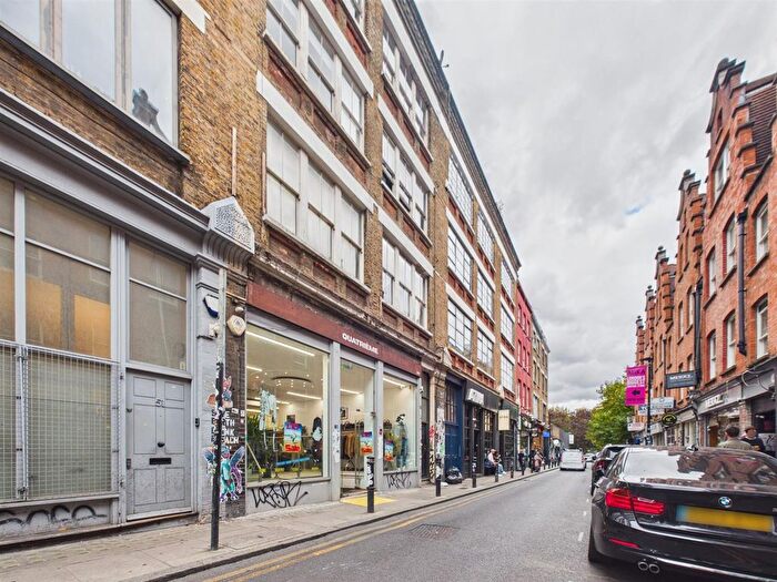 3 Bedroom Flat For Sale In Hanbury Street, Shoreditch, E1