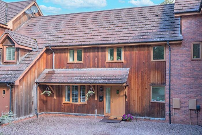 4 Bedroom Terraced House For Sale In Moor Court, Bromyard Road, Knightwick, Herefordshire, WR6