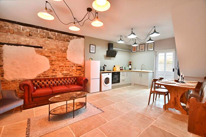 2 Bedroom Terraced House For Sale In St Nicholas Street, King's Lynn, PE30