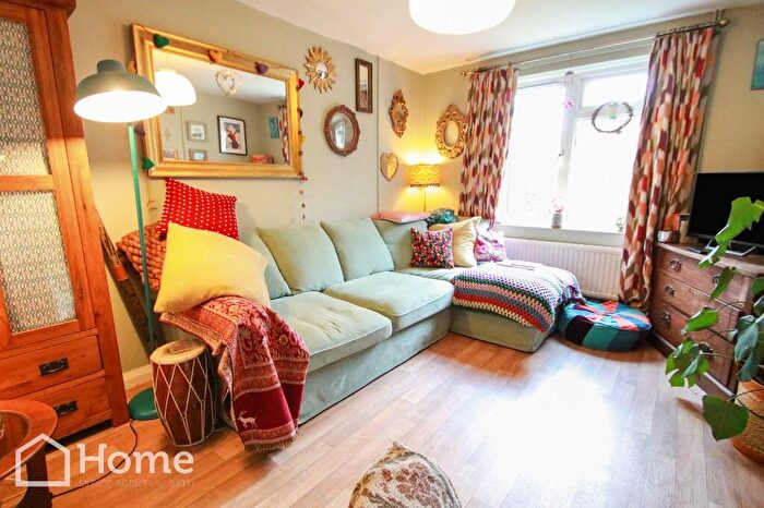 2 Bedroom End Of Terrace House For Sale In Old Fosse Road, Bath, Somerset, BA2