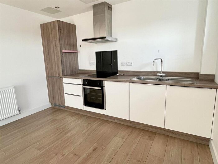 2 Bedroom Apartment To Rent In White Rose Apartments, White Rose Way, Doncaster, DN4