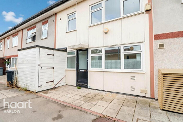3 Bedroom Terraced House For Sale In Berecroft, Harlow, CM18
