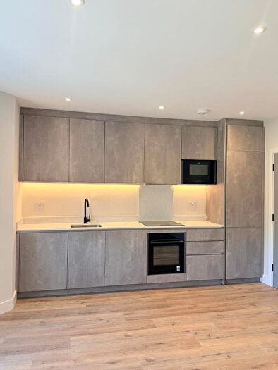 2 Bedroom Flat To Rent In Otterburn House, Bromley Road, Beckenham, London, BR3