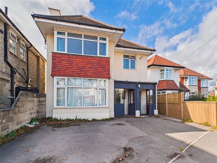4 Bedroom Detached House For Sale In Stourcliffe Avenue, Bournemouth, Dorset, BH6
