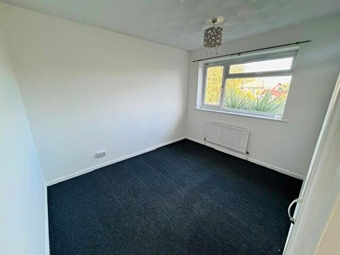 3 Bedroom Semi-Detached House To Rent In Norman Close, Wigmore, ME8