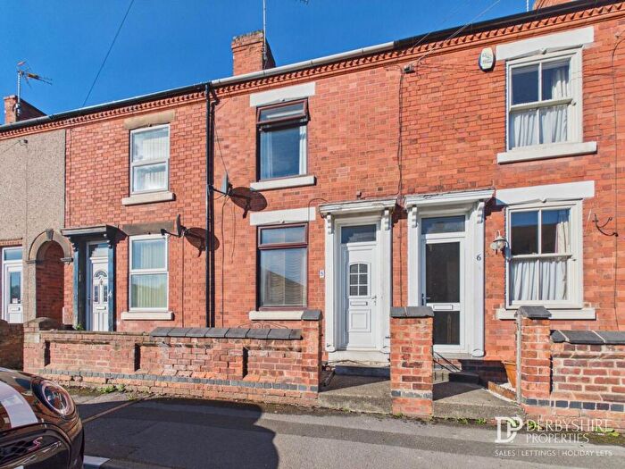 2 Bedroom Terraced House For Sale In Wood Street, Alfreton, DE55