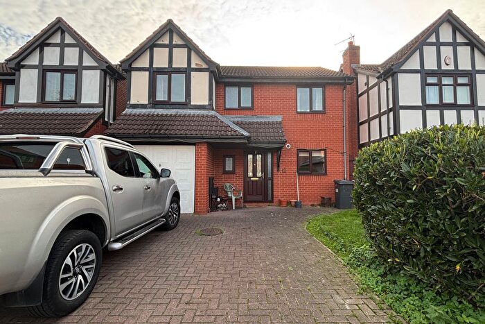 4 Bedroom Detached House For Sale In Cobham Close, Stenson Fields, Derby, DE24