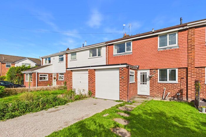 3 Bedroom Terraced House For Sale In Fraser Court, Chester, CH4