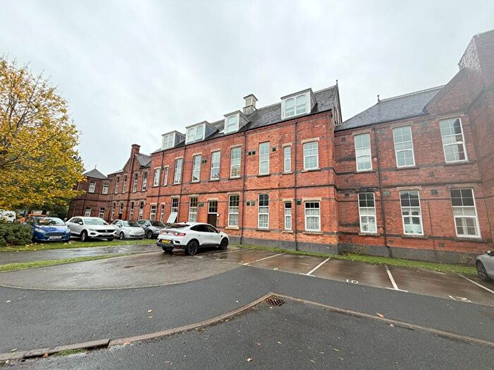 1 Bedroom Flat To Rent In Kensington Drive, Tamworth, B79