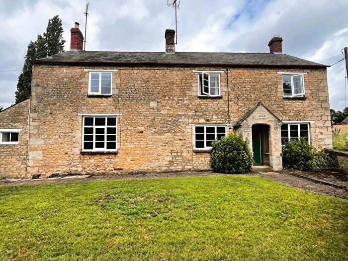 4 Bedroom Detached House To Rent In Home Farm Close, Great Oakley, NN18