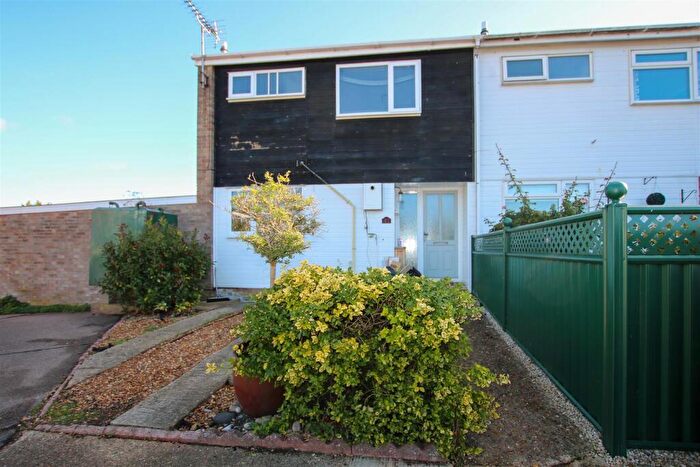 4 Bedroom End Of Terrace House For Sale In Holland Park, Cheveley, Newmarket, CB8