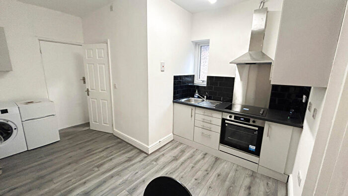 Studio To Rent In Uttoxeter New Road, Derby, DE22