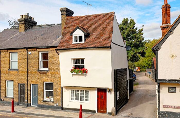 2 Bedroom End Of Terrace House For Sale In High Street, Stanstead Abbotts, SG12