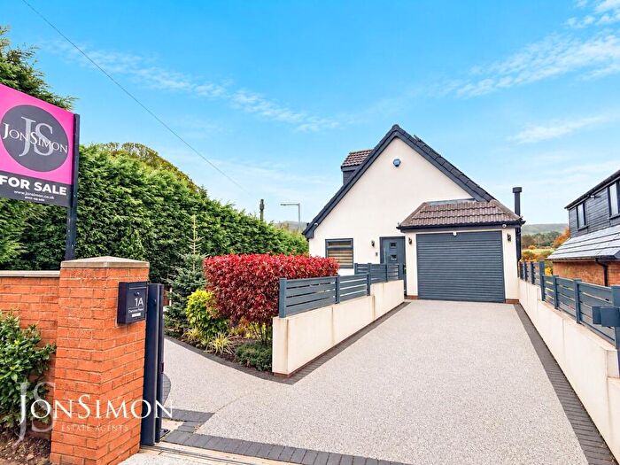 3 Bedroom Detached House For Sale In Dearden Fold, Ramsbottom, Bury, BL0