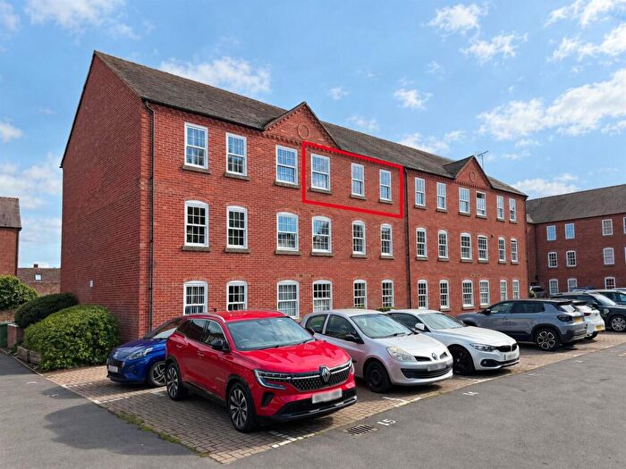 2 Bedroom Apartment For Sale In Severnside South, Bewdley, DY12