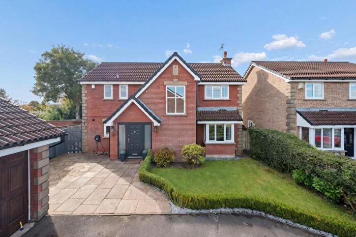 4 Bedroom Detached House For Sale In Brooksbottoms Close, Ramsbottom, BL0