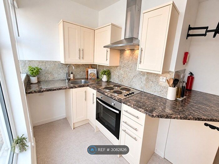 1 Bedroom Flat To Rent In North Marine Road, Scarborough, YO12