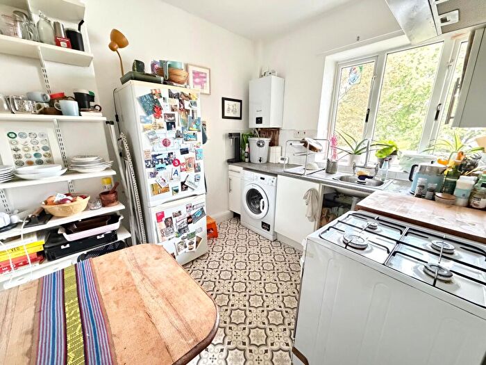 Studio To Rent In Brine House, Bow, E3