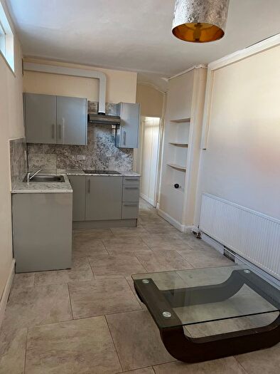 1 Bedroom Flat To Rent In Heming Road, Edgware, HA8