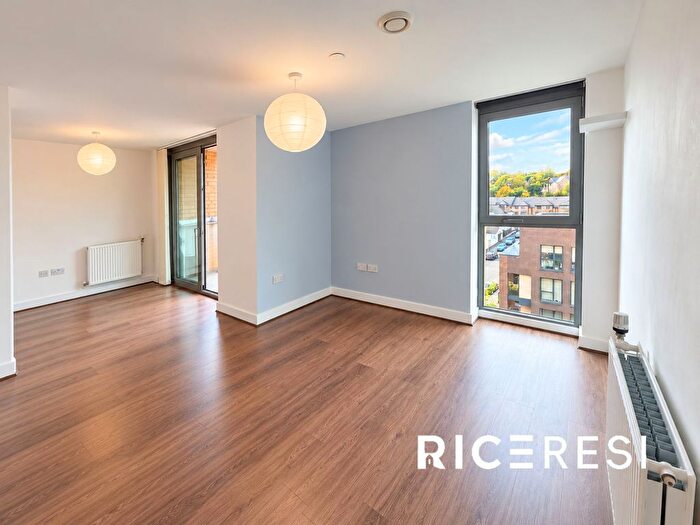 1 Bedroom Flat To Rent In Loampit Vale, Da Vinci Torre, SE13