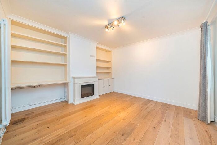 4 Bedroom Terraced House To Rent In Pullman Gardens, Putney, SW15